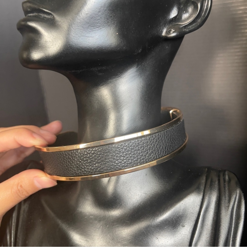 Aldo black leather gold tone choker - Picture 2 of 4